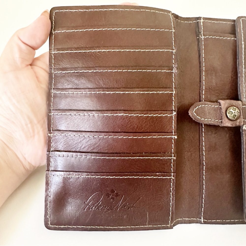 Patricia Nash Colli Flap Trifold Wallet Florence Brown Tooled Leather P32777 - Picture 6 of 15